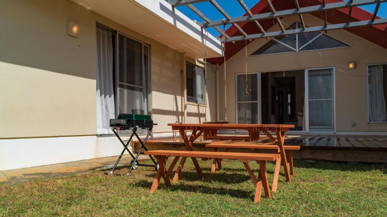 Guesthouse Akabana Miyakojima  Zewnętrze zdjęcie